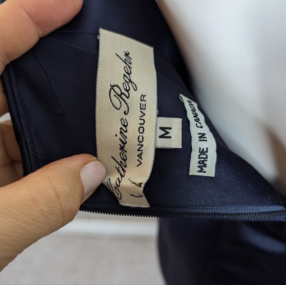 Catherine Regehr Navy Satin Strapless Evening Gown Structured Formal Dress - Picture 7 of 7